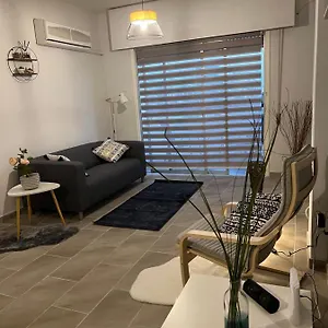 Joanna Court קפריסין