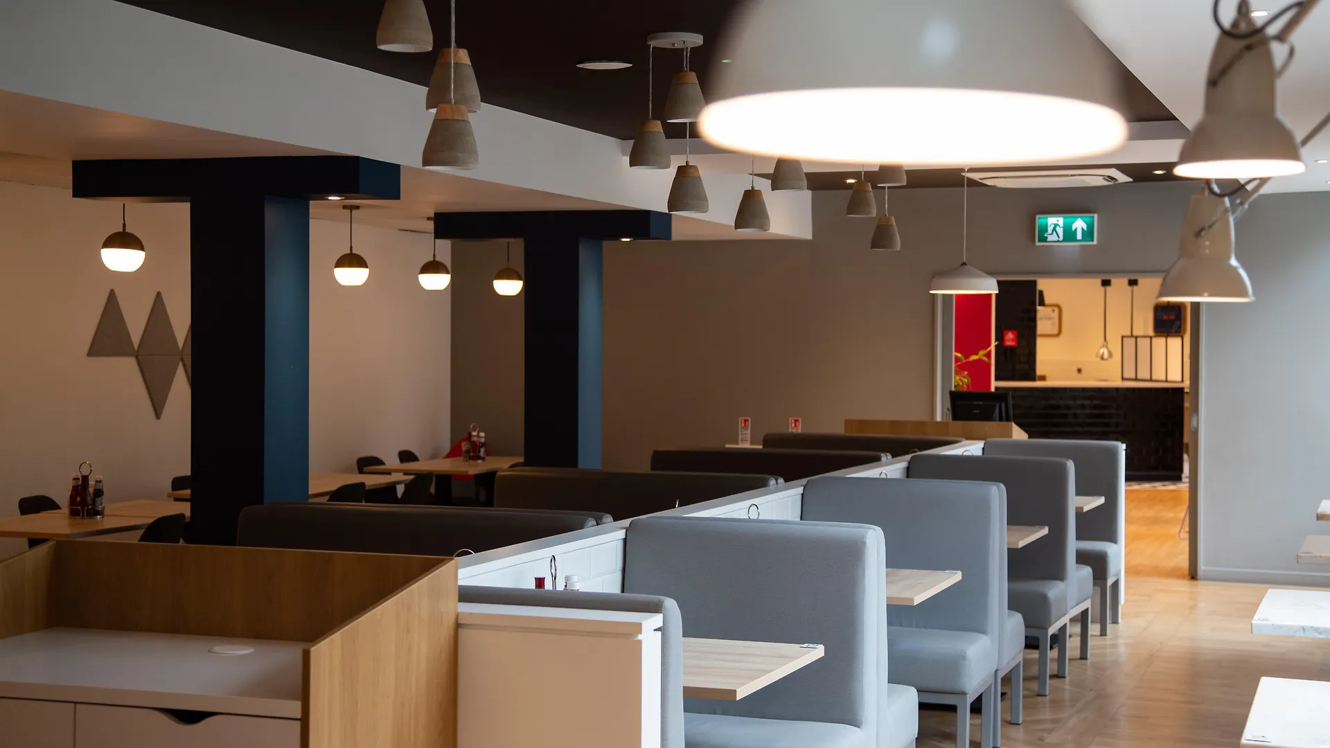 Hotel Holiday Inn Express London Stansted Airport By Ihg Stansted Mountfitchet