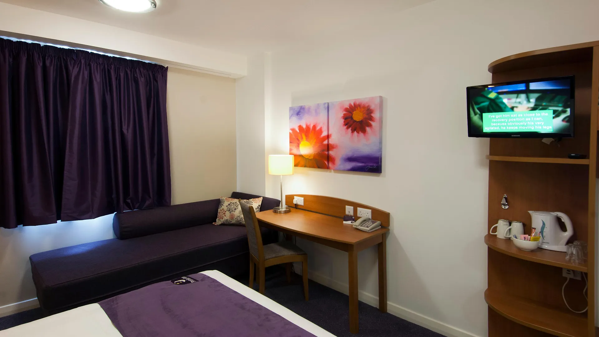 Holiday Inn Express London Stansted Airport By Ihg Stansted Mountfitchet 3*,  United Kingdom