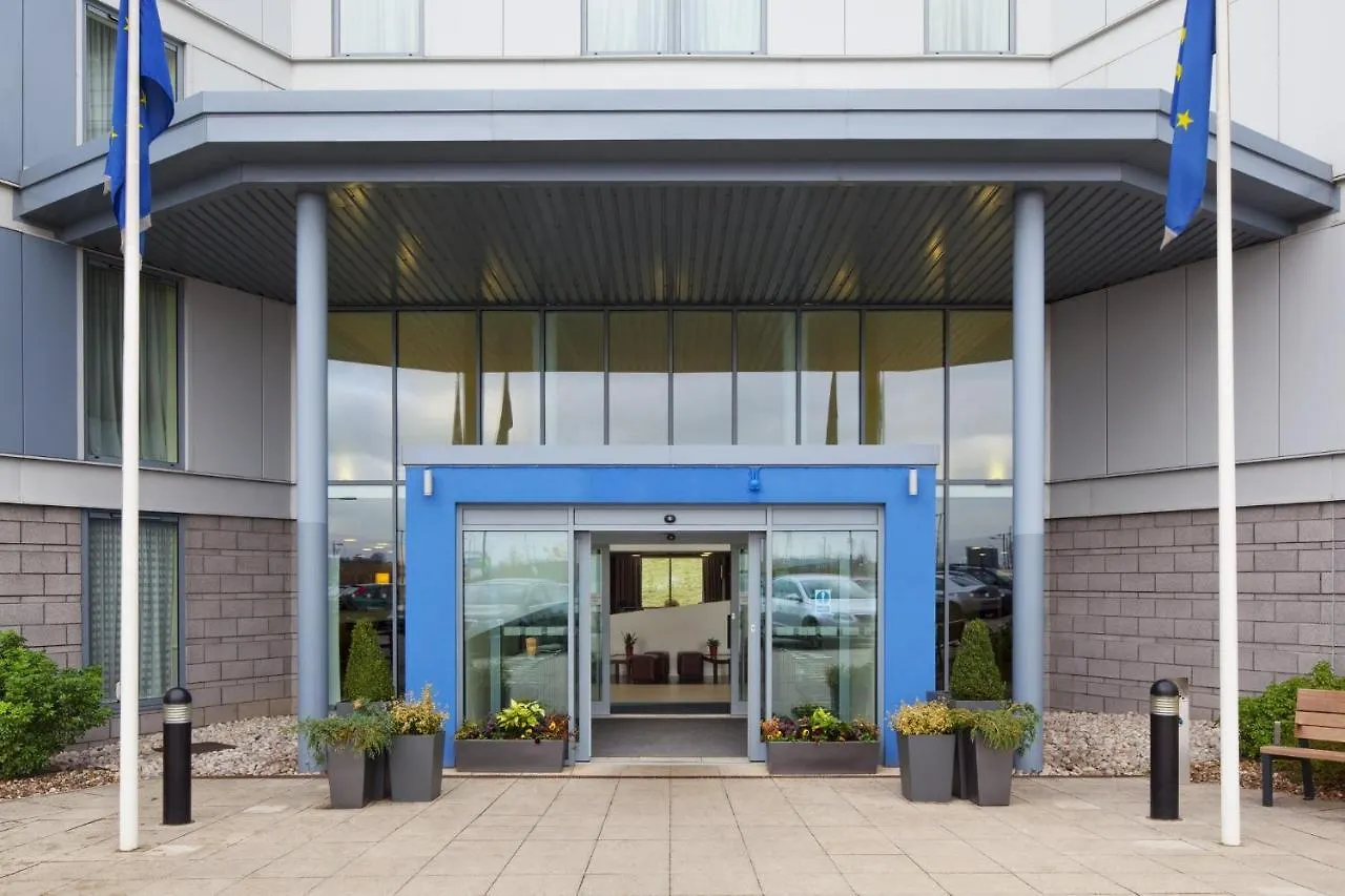Holiday Inn Express London Stansted Airport By Ihg Stansted Mountfitchet