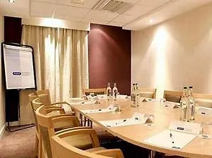 Holiday Inn Express London Stansted Airport By Ihg Stansted Mountfitchet 3*,