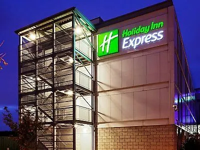 Holiday Inn Express London Stansted Airport By Ihg Stansted Mountfitchet Hotel