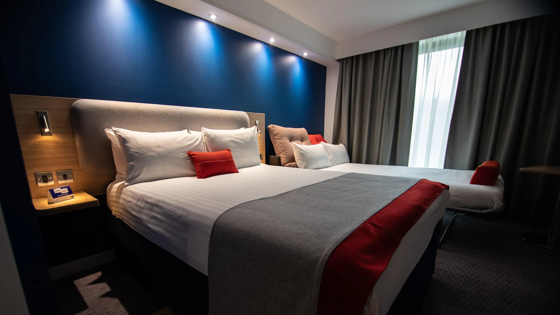 *** Hotel Holiday Inn Express London Stansted Airport By Ihg Stansted Mountfitchet Storbritannien